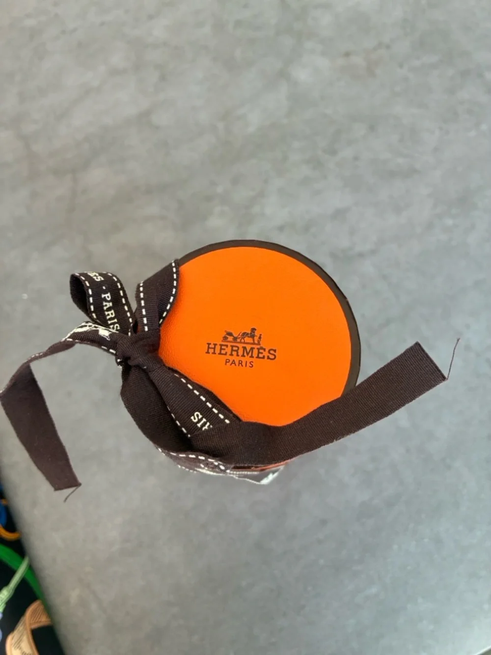 Authentic Hermes Maxi Twilly - Picture 1 of 12